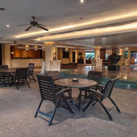 The Royal Beach Seminyak Exterior foto