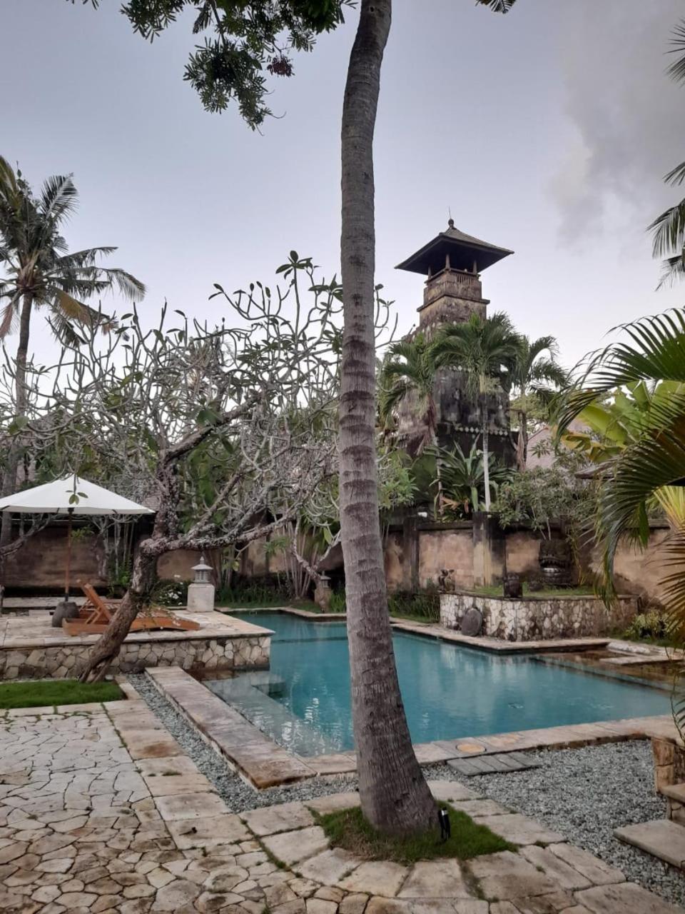 The Royal Beach Seminyak Exterior foto